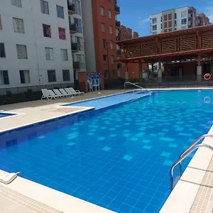 Cómoda Habitación Privada En Apto Con Piscina ! Cali